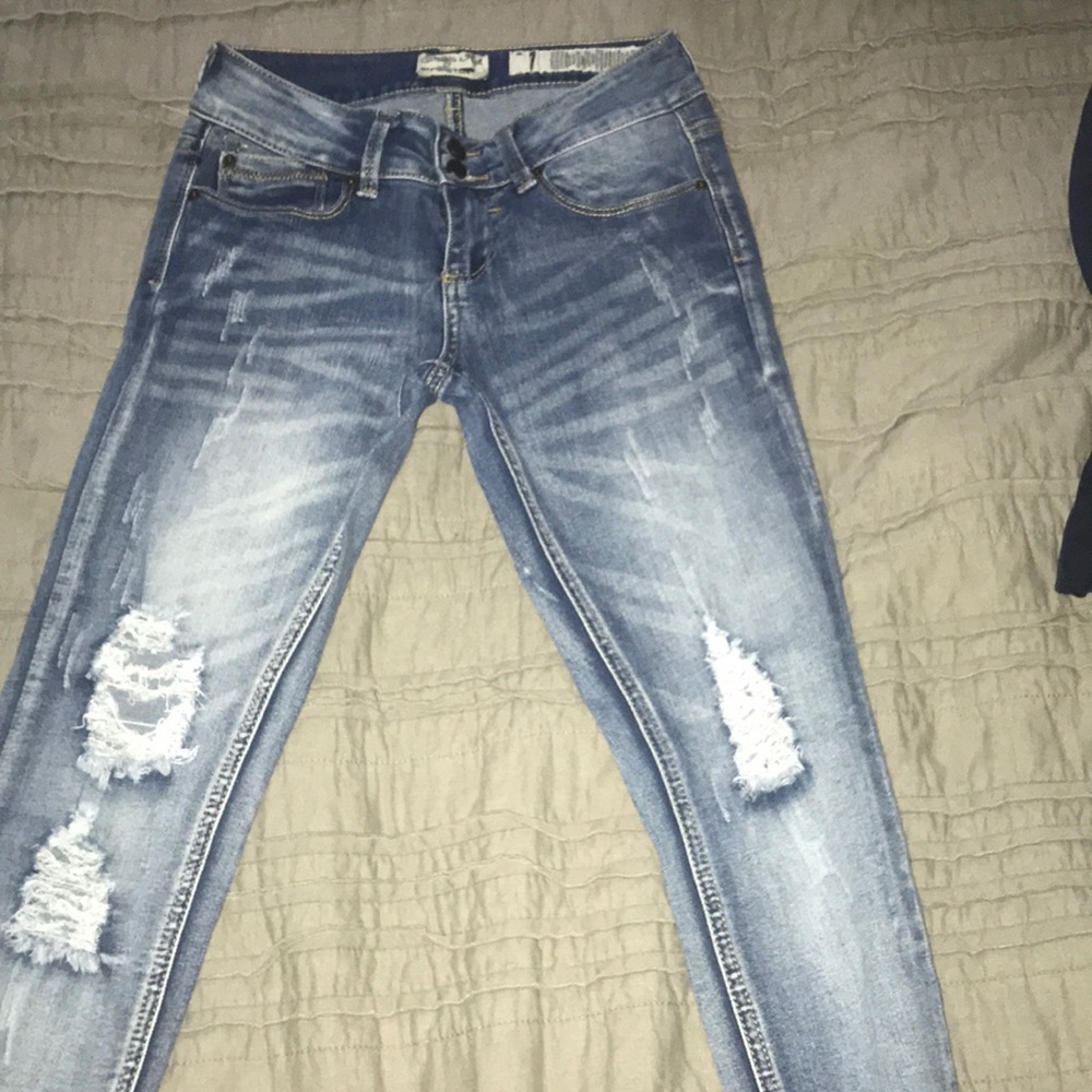 Size 1 Junior Ripped Jeans